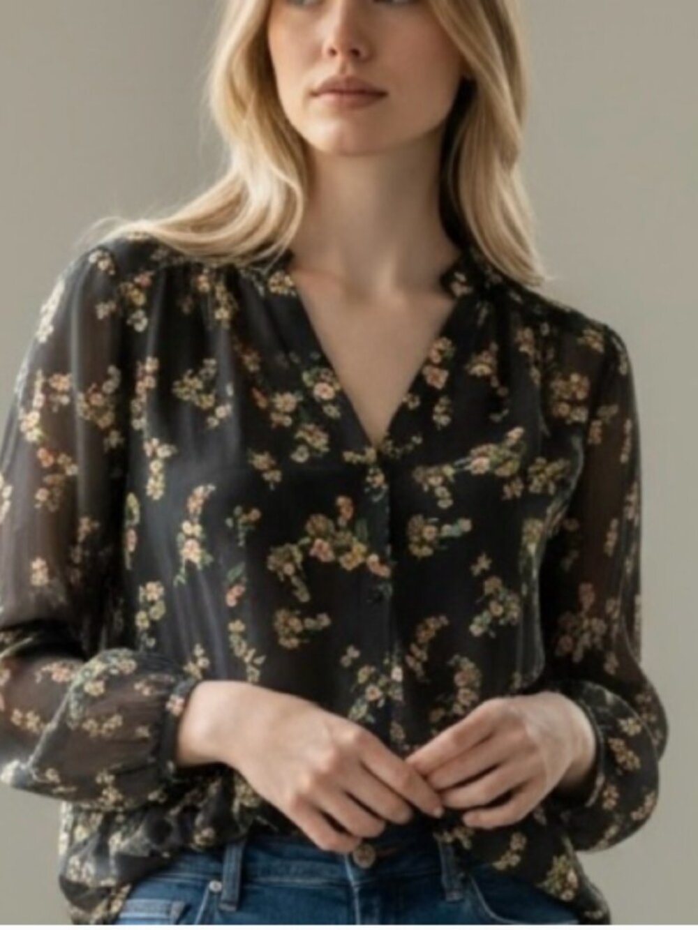 NWT CAbi Ovation Trellis Vintage Floral Blouse Top Classic Large